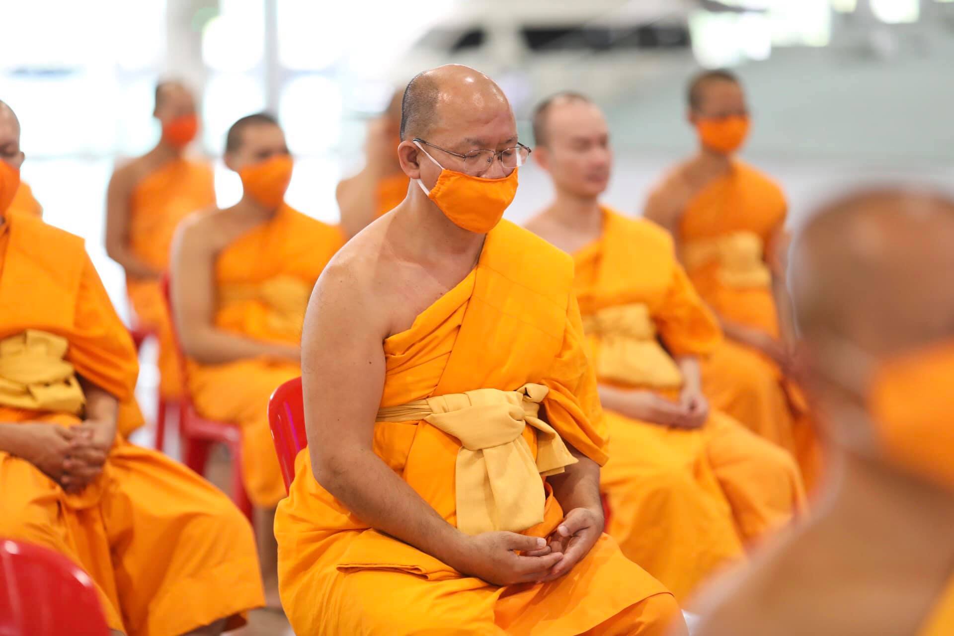 The Robe Offering Ceremony on Dhammachai Day, 27 Aug 2020